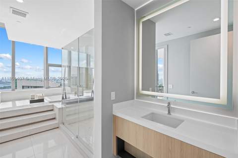 851 NE 1st Ave Ph 5401, Miami FL - photo 16 of 89