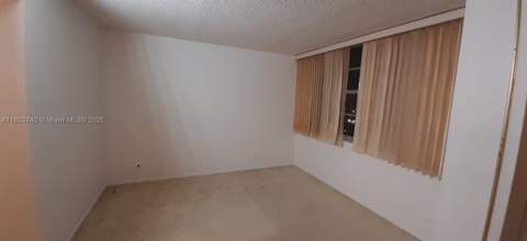 251 174th St 1711, Sunny Isles Beach FL - photo 12 of 35