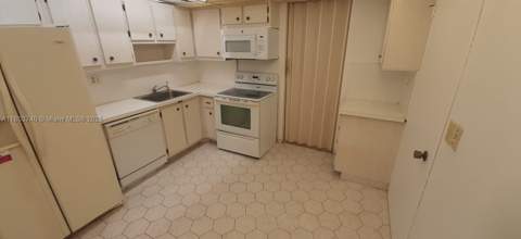 251 174th St 1711, Sunny Isles Beach FL - photo 17 of 35