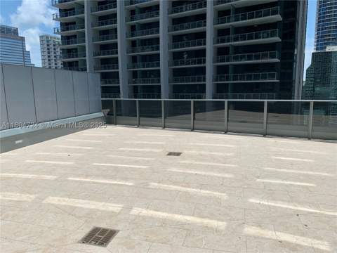 1000 Brickell Plz 1805, Miami FL - photo 14 of 32