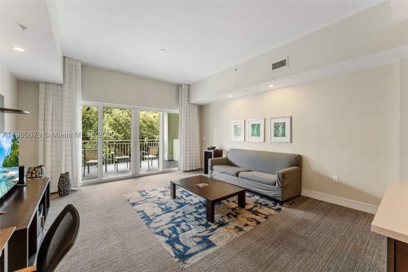 3 bedroom Condominium at 5300 NW 87th Ave 1513, The Blue A Resort Hotel C, Doral — photo 4