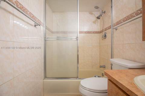 5555 Collins Ave 14U, Miami Beach FL - photo 24 of 40