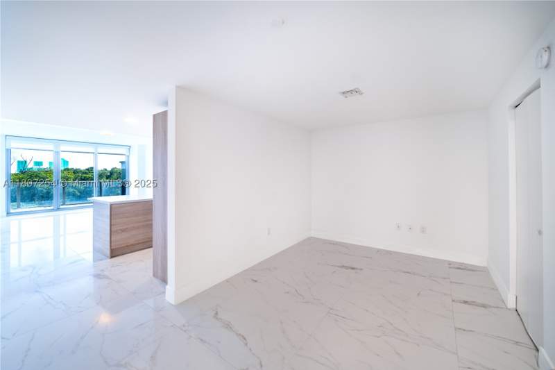 2 bedroom Condominium at 16385 Biscayne Blvd 417, The Harbour South Condo, North Miami Beach — photo 5