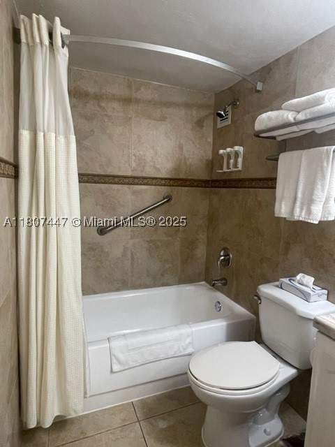 19201 Collins Ave 714, Sunny Isles Beach FL - photo 17 of 27