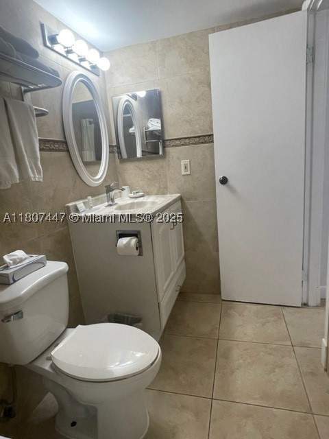 19201 Collins Ave 714, Sunny Isles Beach FL - photo 18 of 27