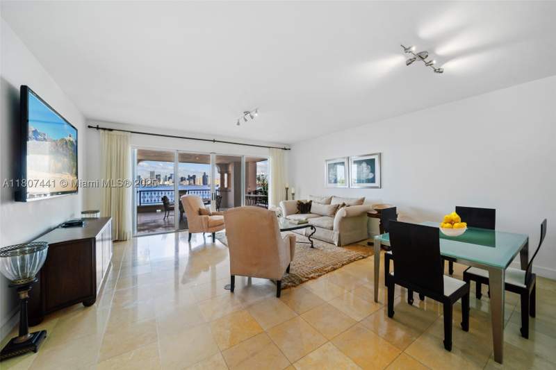 2 bedroom Condominium at 5235 Fisher Island Dr 5235, Bayview Fisher Isl Condo, Miami Beach — photo 2