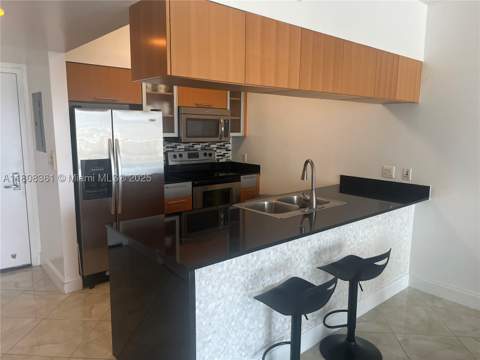 1750 N Bayshore Dr 1410, Miami FL - photo 10 of 11