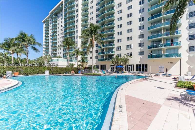 1 bedroom Condominium at 19390 Collins Ave 217, Oceanview Building A Cond, Sunny Isles Beach — photo 1