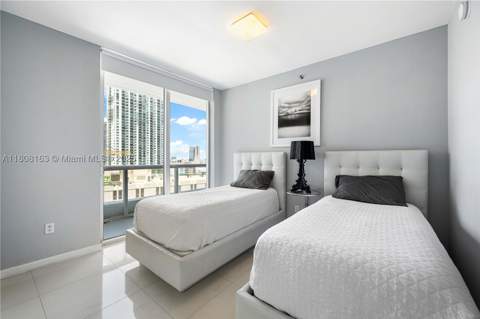 485 Brickell Ave 1604, Miami FL - photo 13 of 20