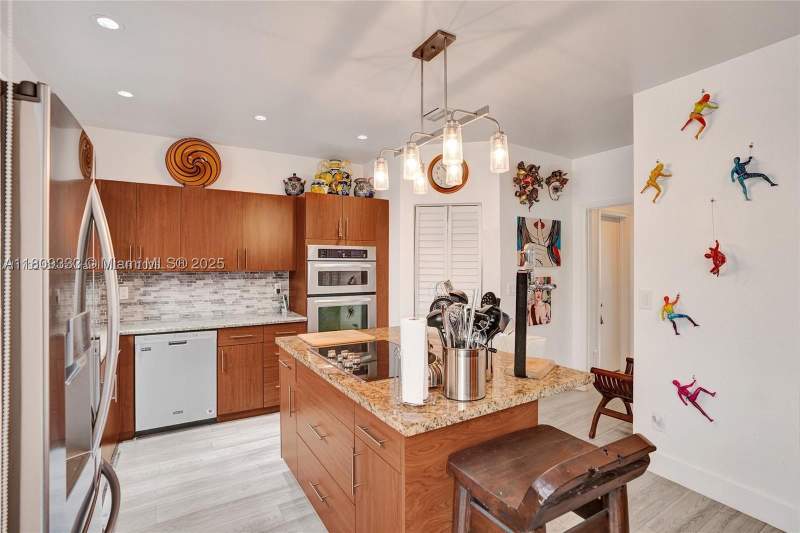 4 bedroom Townhouse at 21388 Marina Cove Cir 13-G, Marina Cove At Harbor Vil, Aventura — photo 4