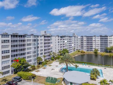 1770 NE 191st St 316-1, Miami FL - photo 7 of 51