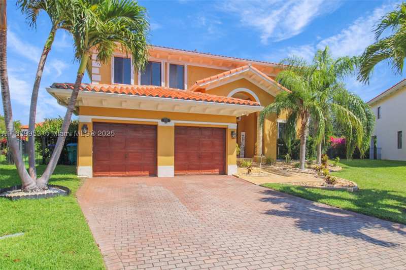 5 bedroom SingleFamilyResidence at 7753 SW 193rd St, Cutler Cay, Cutler Bay — photo 1