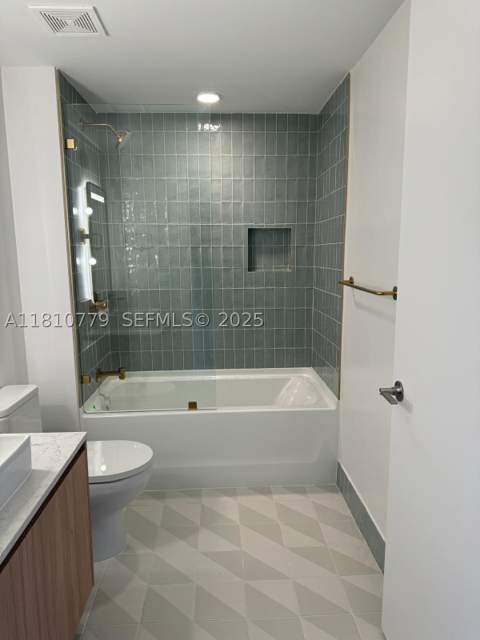 159 NE 6th St 4215, Miami FL - photo 18 of 46