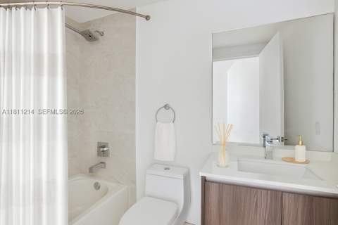 488 NE 18th St 501, Miami FL - photo 13 of 30