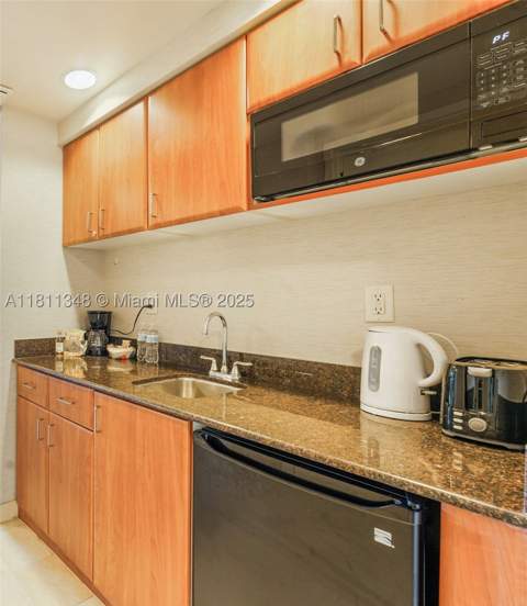 18001 Collins Ave 1504, Sunny Isles Beach FL - photo 21 of 25