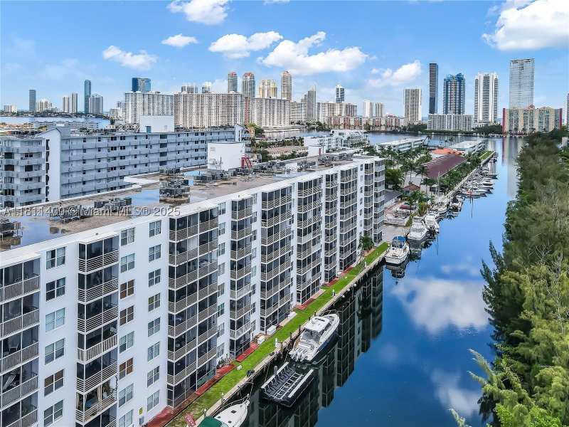 2 bedroom Condominium at 3660 NE 166th St 603, Eastern Shores White Hous, North Miami Beach — photo 1