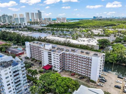 3660 NE 166th St 603, North Miami Beach FL - photo 17 of 19