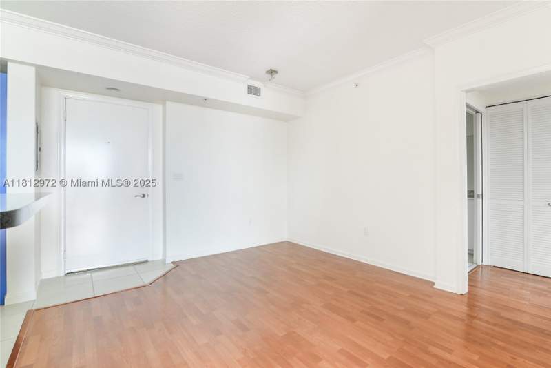 1 bedroom Condominium at 18800 NE 29th Ave 1011, Venture At Aventura East, Aventura — photo 4