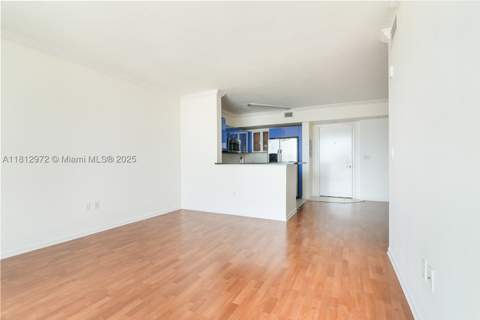 18800 NE 29th Ave 1011, Aventura FL - photo 7 of 12