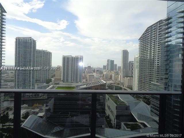 1 bedroom Condominium at 45 SW 9th St 2709, Brickell Heights East Con, Miami — photo 1