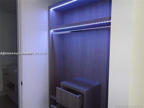 45 SW 9th St 2709, Miami FL - photo 16 of 34
