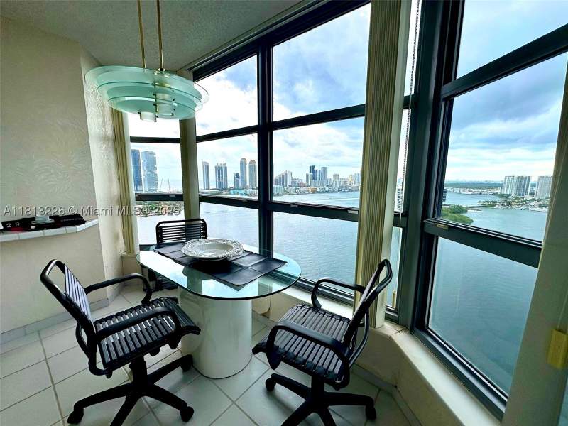 3 bedroom Condominium at 3530 Mystic Pointe Dr 3001, Mystic Pointe Tower 500 C, Aventura — photo 5