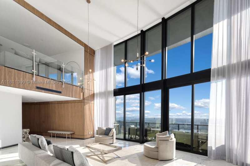 3 bedroom Condominium at 18555 Collins Ave 4603, 18555 Collins Avenue Cond, Sunny Isles Beach — photo 1