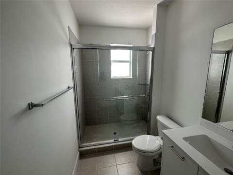 2437 NW 131st Circle, Miami FL - photo 11 of 23