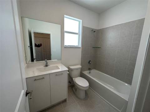 2437 NW 131st Circle, Miami FL - photo 15 of 23