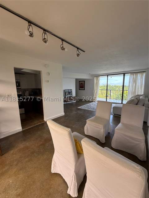 5701 Biscayne Blvd 701, Miami FL - photo 14 of 25
