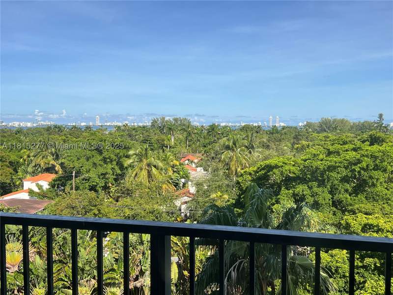 1 bedroom Condominium at 5701 Biscayne Blvd 701, The Flats At Morningside, Miami — photo 4