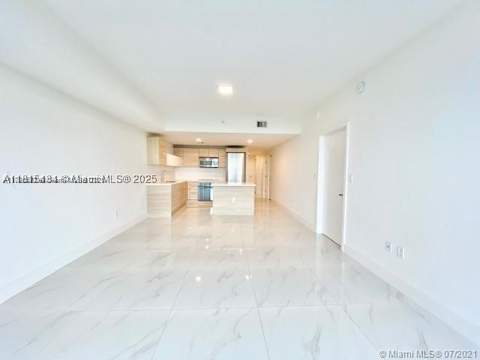 16385 Biscayne Blvd 702, North Miami Beach FL - photo 15 of 46