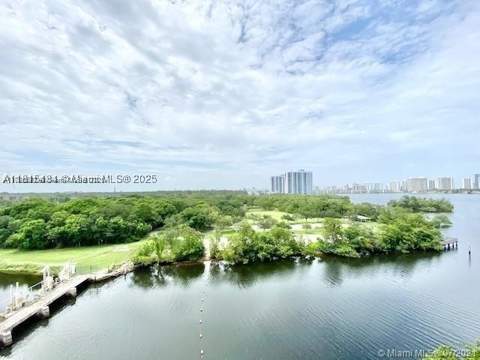 16385 Biscayne Blvd 702, North Miami Beach FL - photo 19 of 46