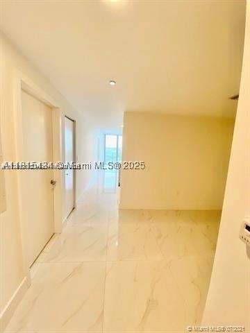 1 bedroom Condominium at 16385 Biscayne Blvd 702, The Harbour North Condo, North Miami Beach — photo 2
