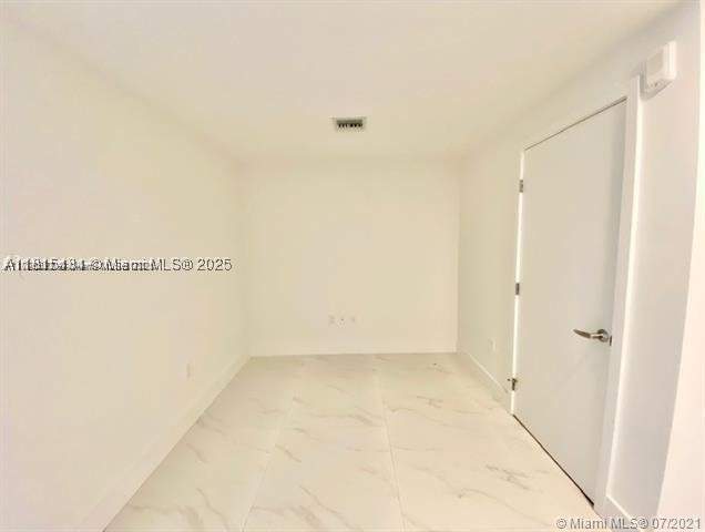 1 bedroom Condominium at 16385 Biscayne Blvd 702, The Harbour North Condo, North Miami Beach — photo 3