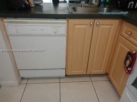 9320 Fontainebleau Blvd 503, Miami FL - photo 11 of 21