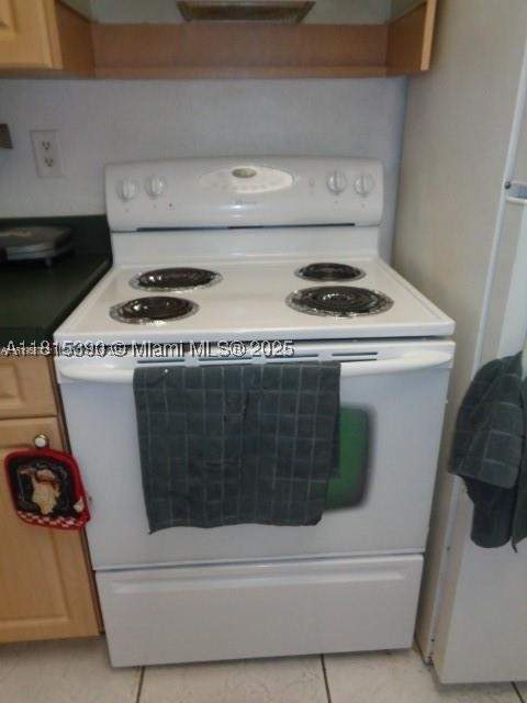 9320 Fontainebleau Blvd 503, Miami FL - photo 12 of 21