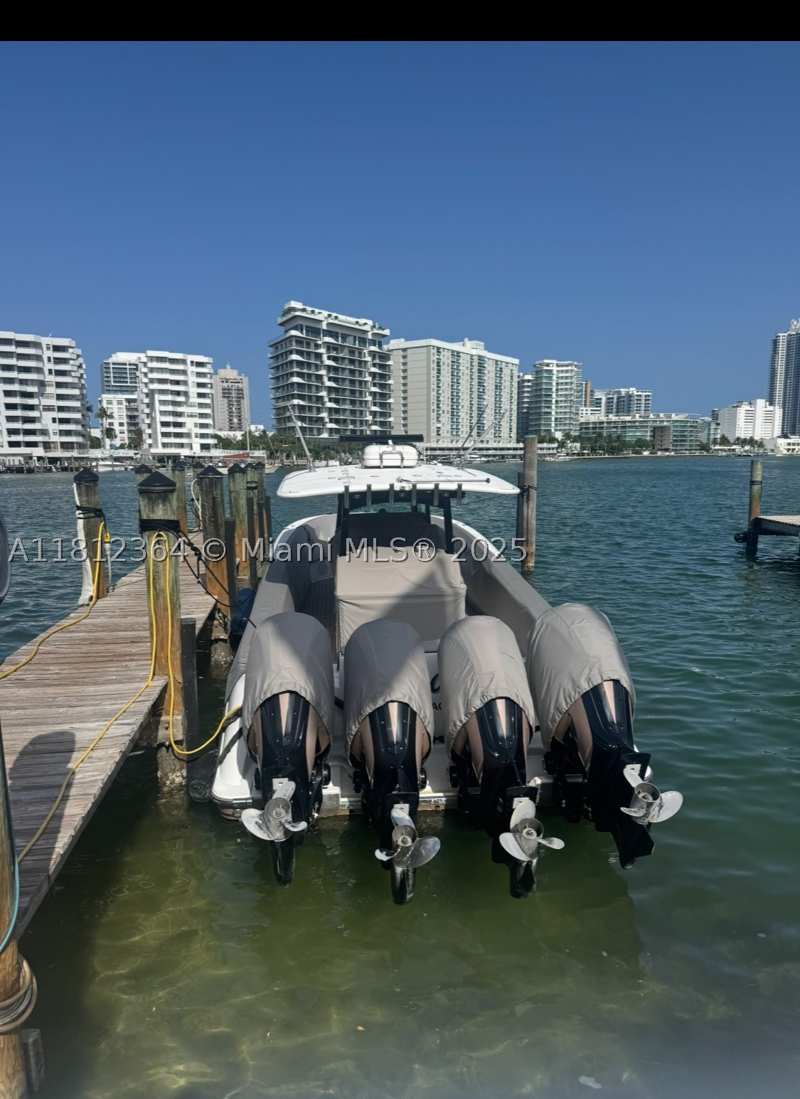 0 bedroom Condominium at 900 Bay Dr Ds18, King Cole Condo, Miami Beach — photo 1