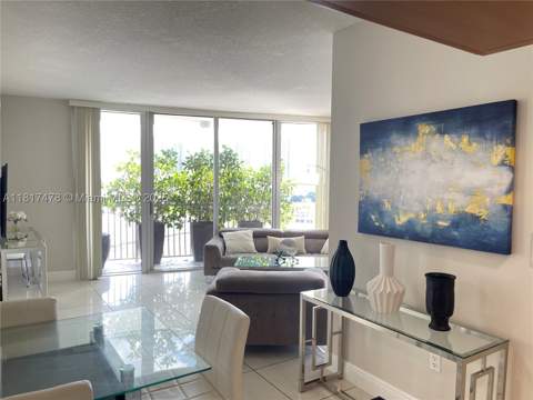 1750 N Bayshore Dr 1414, Miami FL - photo 12 of 20
