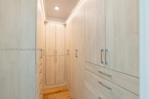 16901 Collins Ave 902, Sunny Isles Beach FL - photo 16 of 52