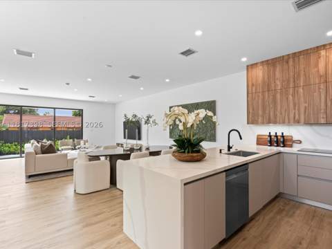 2732 SW 31st Ave, Miami FL - photo 11 of 55