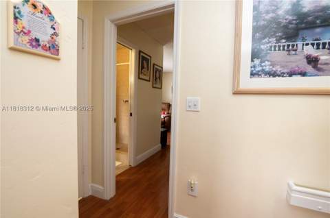 2375 W 74th St 106-6, Hialeah FL - photo 23 of 43