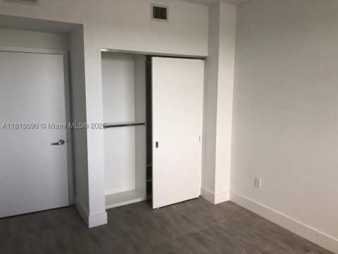 16385 Biscayne Blvd 1005, North Miami Beach FL - photo 16 of 53