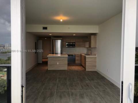16385 Biscayne Blvd 1005, North Miami Beach FL - photo 6 of 53