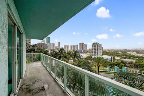 1900 N Bayshore Dr 1411, Miami FL - photo 18 of 25