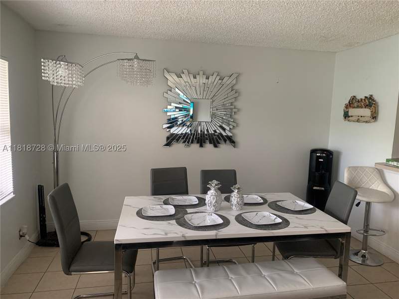 2 bedroom Condominium at 17911 NW 68th Ave O104, Venetian Gardens At Count, Hialeah — photo 3