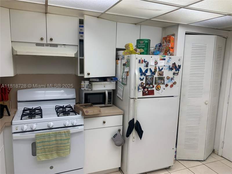 2 bedroom Condominium at 17911 NW 68th Ave O104, Venetian Gardens At Count, Hialeah — photo 5