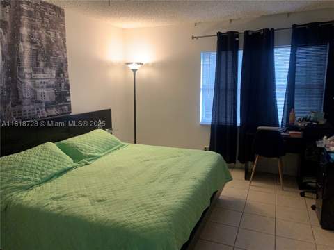 17911 NW 68th Ave O104, Hialeah FL - photo 9 of 31