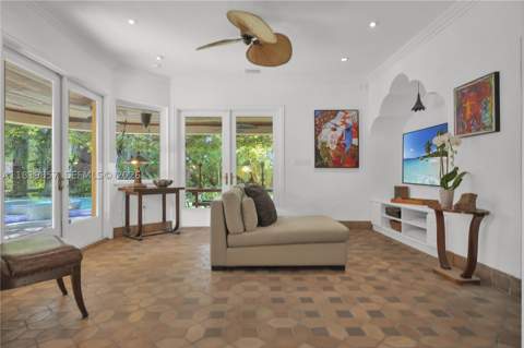 2050 Alton Rd, Miami Beach FL - photo 12 of 57