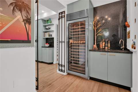2050 Alton Rd, Miami Beach FL - photo 15 of 57